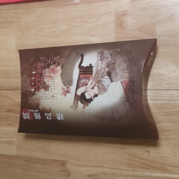 NEW Japanese Scarf - Picture 3 of 7